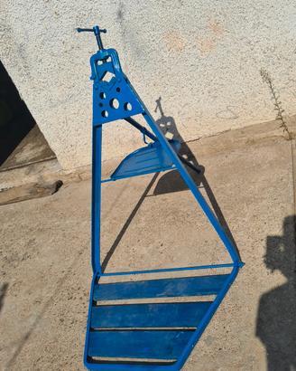 Cavalletto per idraulici