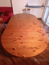 Set tavolo allungabile in legno con 4 sedie