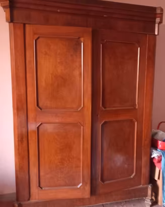 Armadio a 2 ante in legno