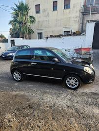 Lancia Ypsilon 1.2 69 CV PLATINUM