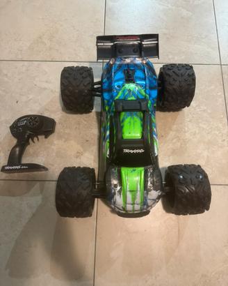Automodello 1/8 Traxxas E-Revo 2.0