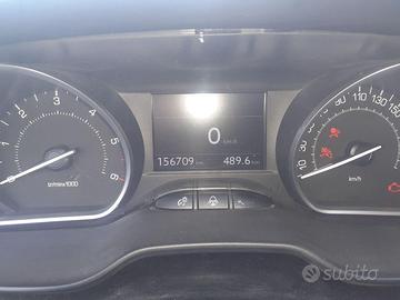 Peugeot 208 2013 cc1400 diesel