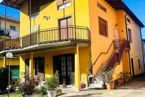 Stanze in villa ampio