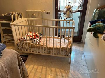 Lettino bambini legno bianco con materasso