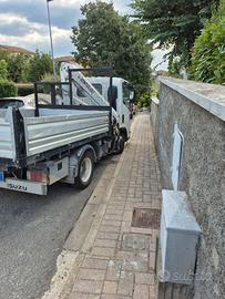 Isuzu l35 ribaltabile e gru