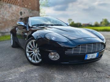 ASTON MARTIN VANQUISH V1 2002 P.E.R.M.U.T.O