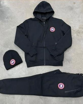 Tuta e berretto canada goose 