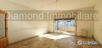 Appartamento 4,5 vani con garage a Giarre centro