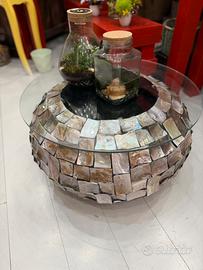 Tavolino da arredamento in vera madreperla e vetro