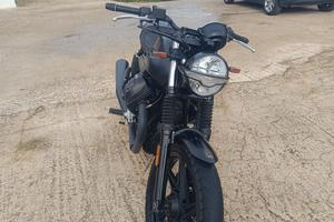 Guzzi V7 Stone 850