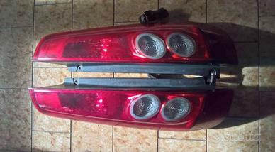 Fanali posteriori Ford Fiesta versione chiara