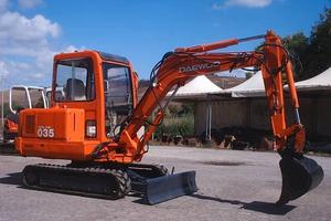 Miniescavatore usato DAEWOO Solar 035