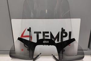 Parabrezza con attacco Givi/kappa Piaggio Beverly 