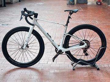 BICI GRAVEL MONDRAKER ARID CARBON