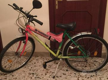 BICICLETTA DA PASSEGGIO / TREKKING MULTICOLOR - AC