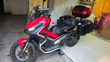 HONDA XADV
