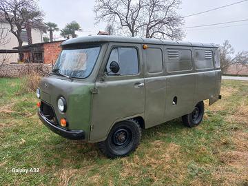 UAZ 452 BUKHANKA 