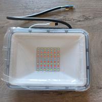 Faro led RGB esterno