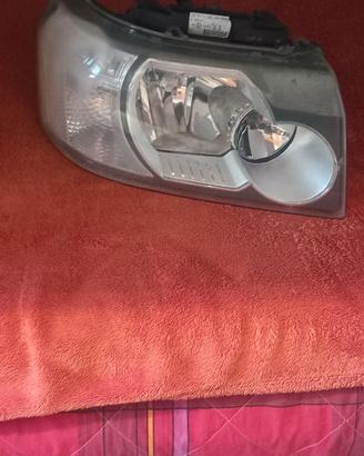 Faro destro anteriore Freelander 2 Land Rover