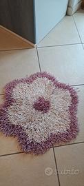 tappeto a forma di fiore 