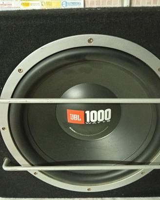 Subwoofer auto JBL CS1204B 1000W in cassa