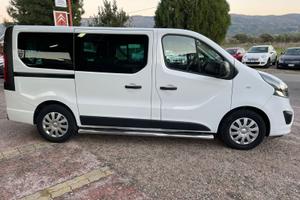 Opel VIVARO 1600 9 posti del 2016