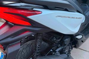 Honda Forza 350