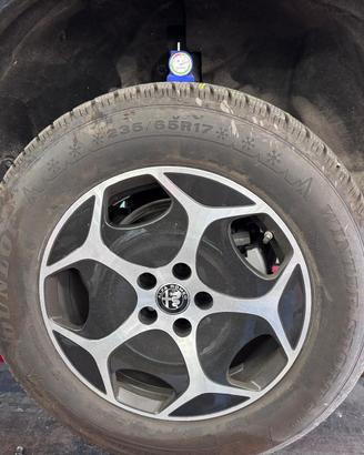 Pneumatici DUNLOP INVERNALI Winter Sport 5