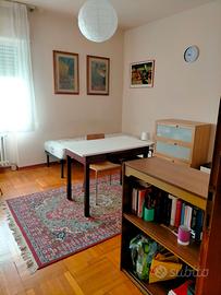 POSTO in DOPPIA per RAGAZZA al PORTELLO