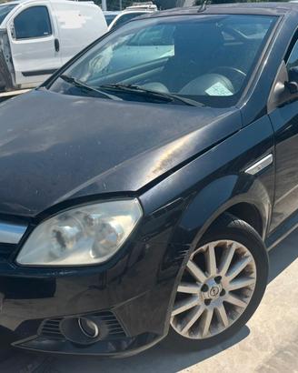 OPEL TIGRA per ricambi usati