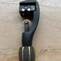 Taglia tubo rame e altri materiali core equipment
