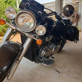  suzuki intruder 800 perfetta. 