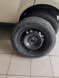 Gomme invernali con cerchi