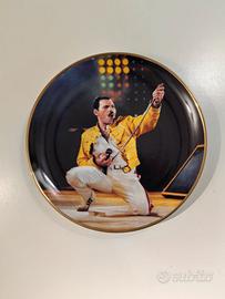 Freddie Mercury - Queen - Wembley - Official Danbu
