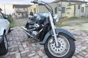SUZUKI VOLUSIA 800 - SOLO 36.000 KM -