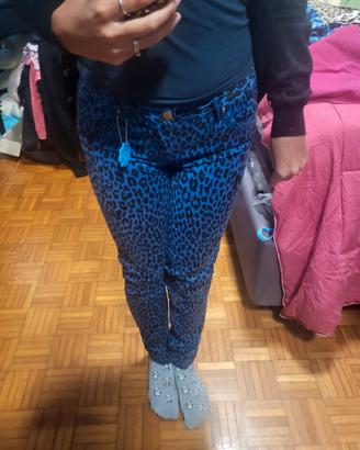 pantalone leopardato blu e nero alcott