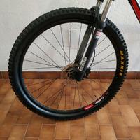 MOUNTAN BIKE