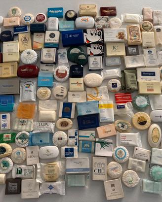 collezione saponette e set cortesia di hotel