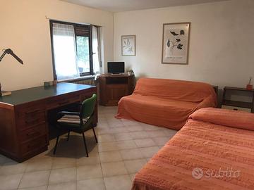 Camera ammobiliata Ivrea in villetta