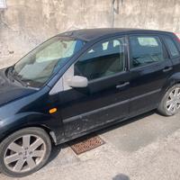 Ford fiesta 2005 1.2 benzina