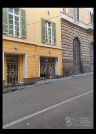 Posto Auto vicinissimo Piazza d'Italia