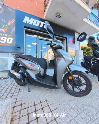 Honda SH 300 - 27990Km - AKRA MOTO FAVARA