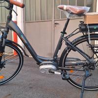 BICICLETTA ELETTRICA PEDALATA ASSISTITA 