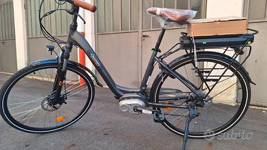 BICICLETTA ELETTRICA PEDALATA ASSISTITA 