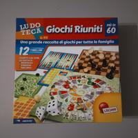 12 giochi da tavolo in uno. 