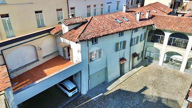 CASA SEMINDIPENDENTE A AVIGLIANA