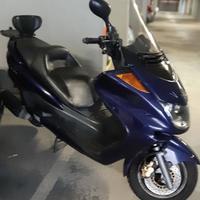 Motore majesty 250