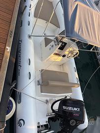 Gommone Tempest Capelli