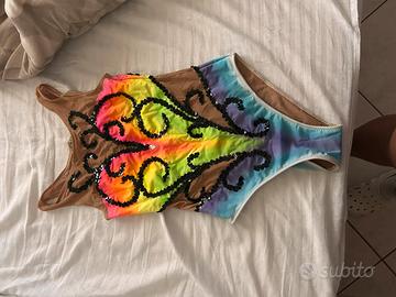 Costume x nuofo sincronizzato