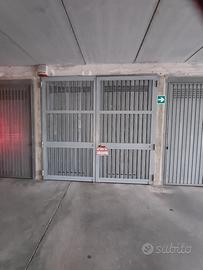 Box coperto a Seregno (MB)
